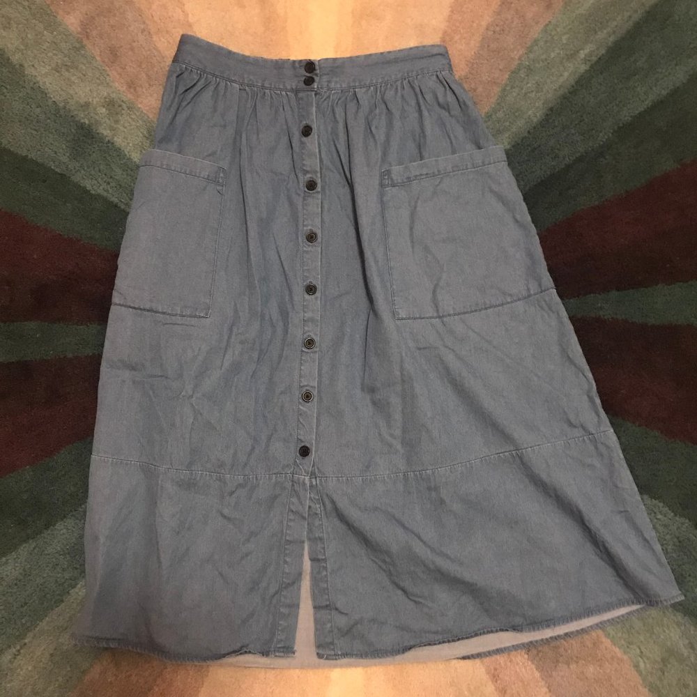 Who What Wear Denim Chambray Skirt size 10